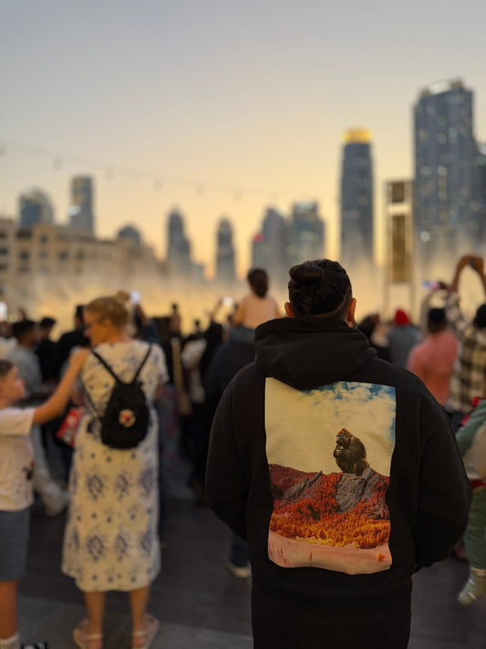 Heavyweight Cotton vs. Standard Cotton: Why GSM Matters for Your Streetwear